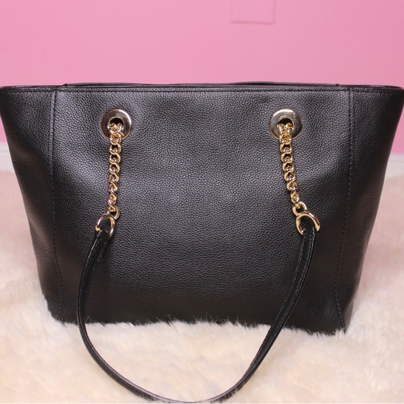 COACH Turnlock Chain Black Leather Tote Bag - Picture 4 of 7